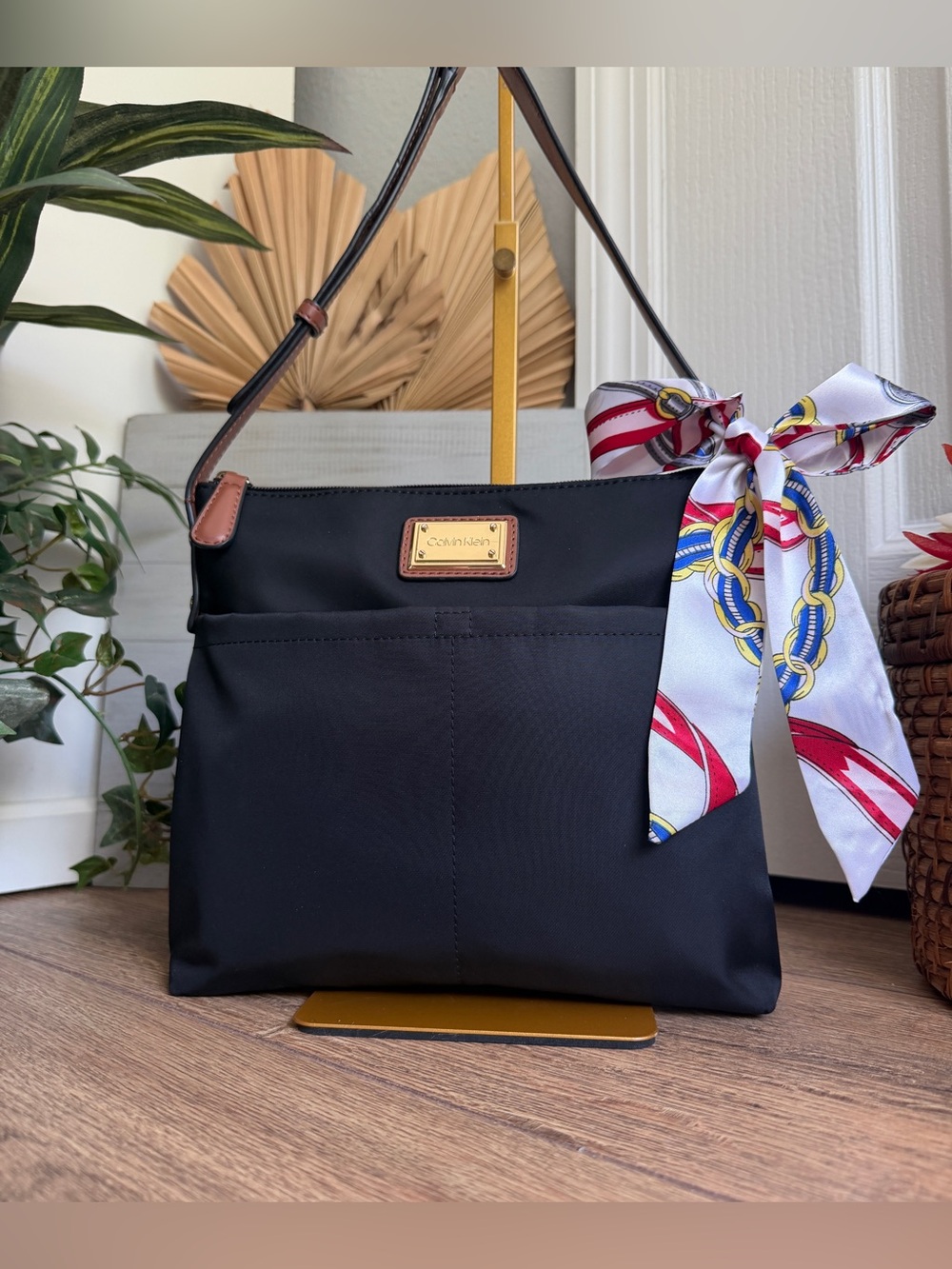 Calvin Klein Black Nylon Crossbody Bag with Bag Charm Keychain – Water-Resistant - Picture 4 of 13